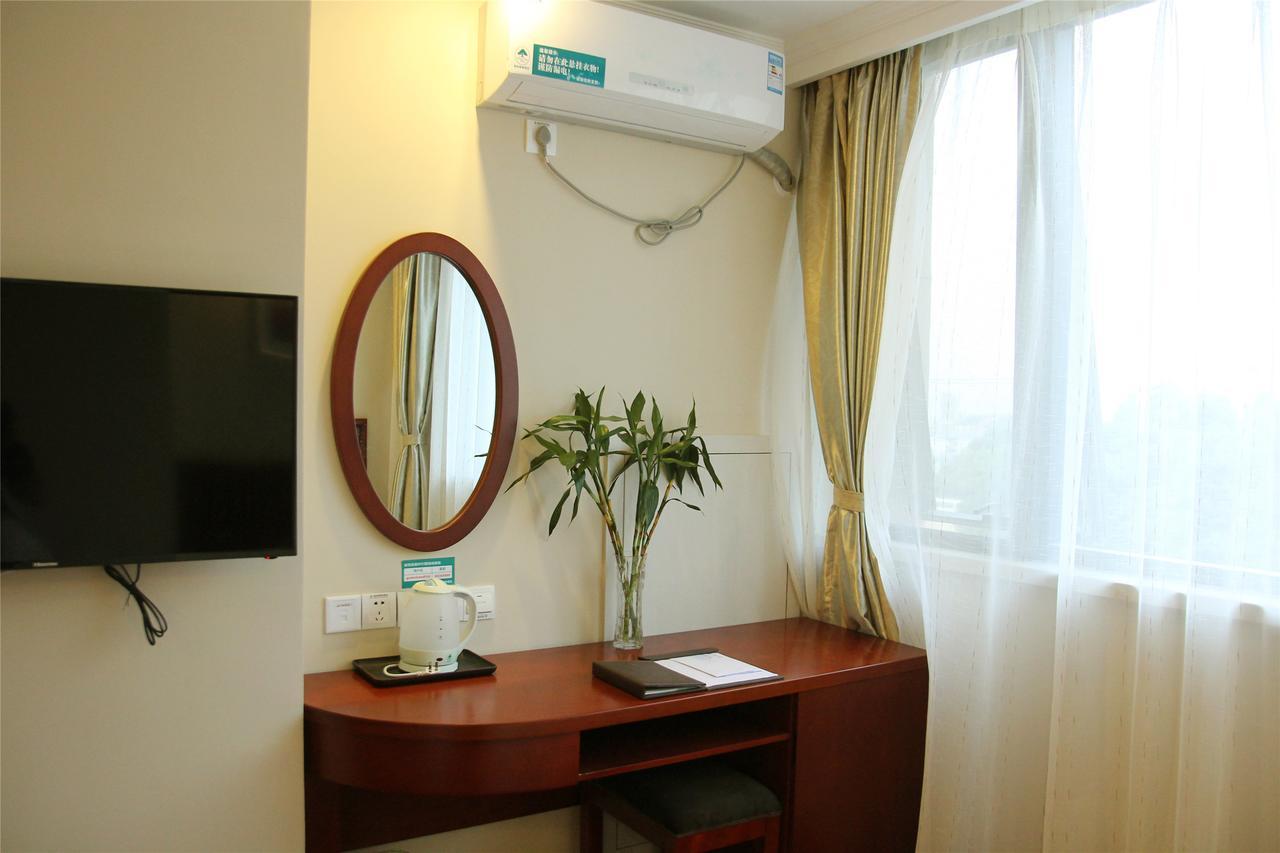 Greentree Inn Jiangsu Wuxi Yangjian Xihu Road Express Hotel Extérieur photo